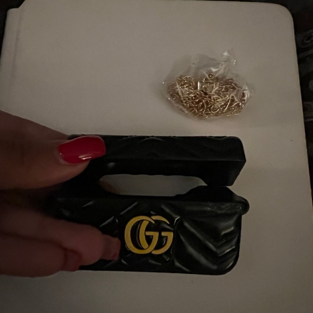 Black AirPod pro case marmont bag and chain g g
